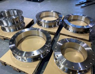 ATN Swivel Joints for Marine Loading Arms in use ATN Schiffsverlader Drehgelenke im Einsatz